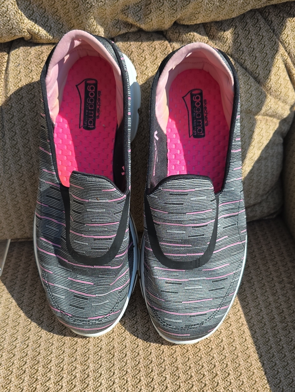 Skechers Slip-On Sneakers - Black with Pink Insole